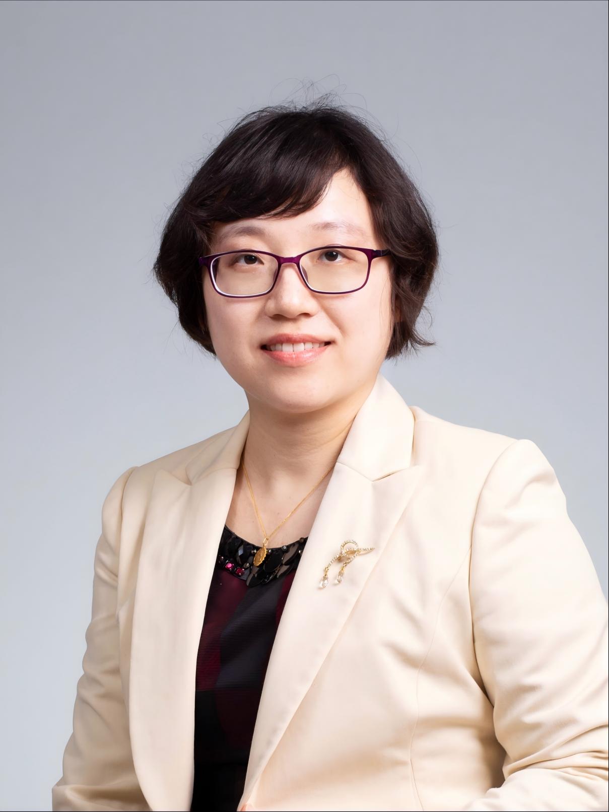 管潔琦 博士